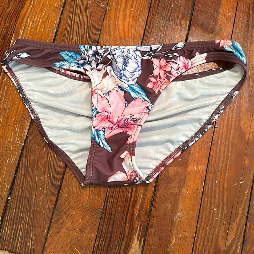Bikini bottom Venus